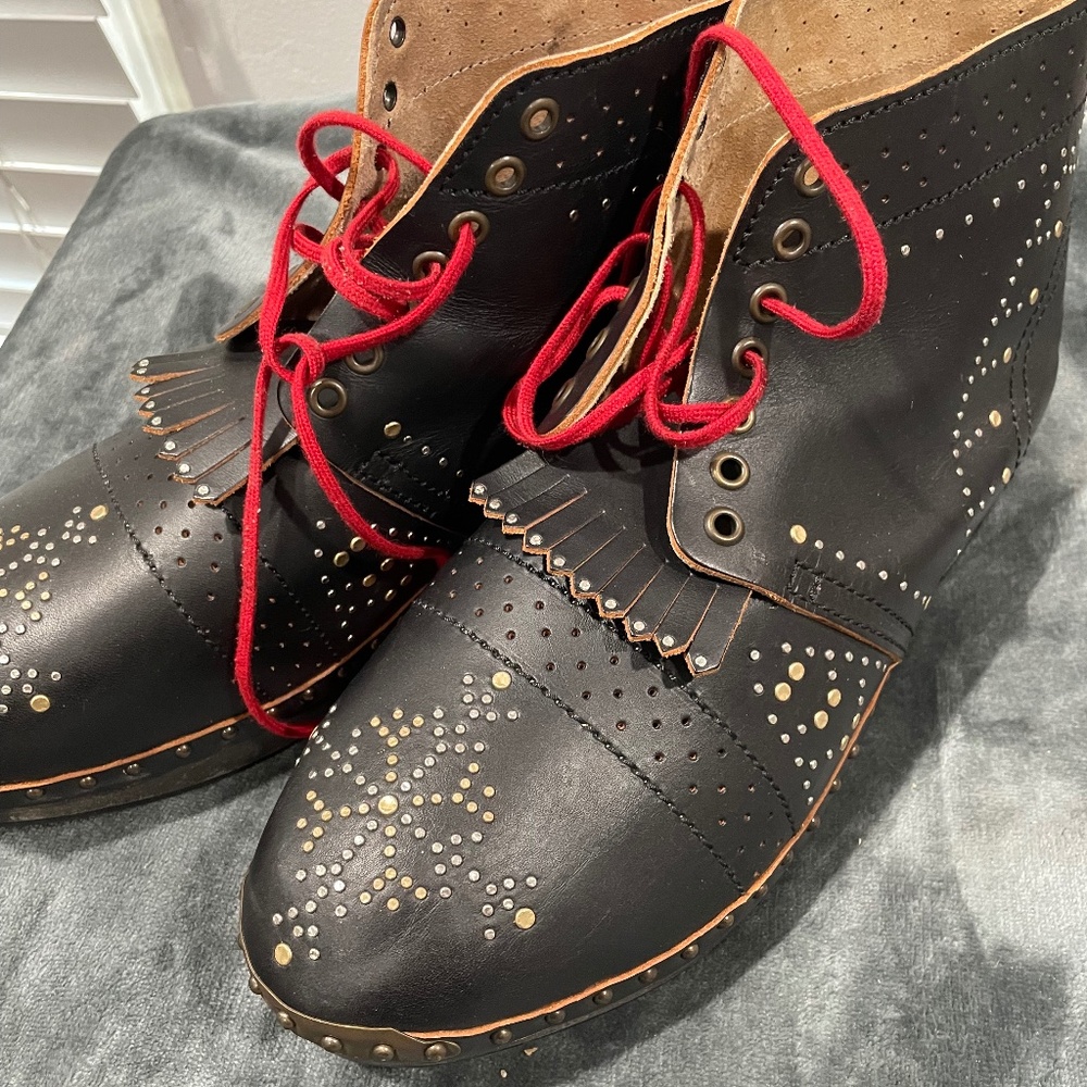 Burberry Black and Red Men's Clog Shoes - Picture 10 of 14